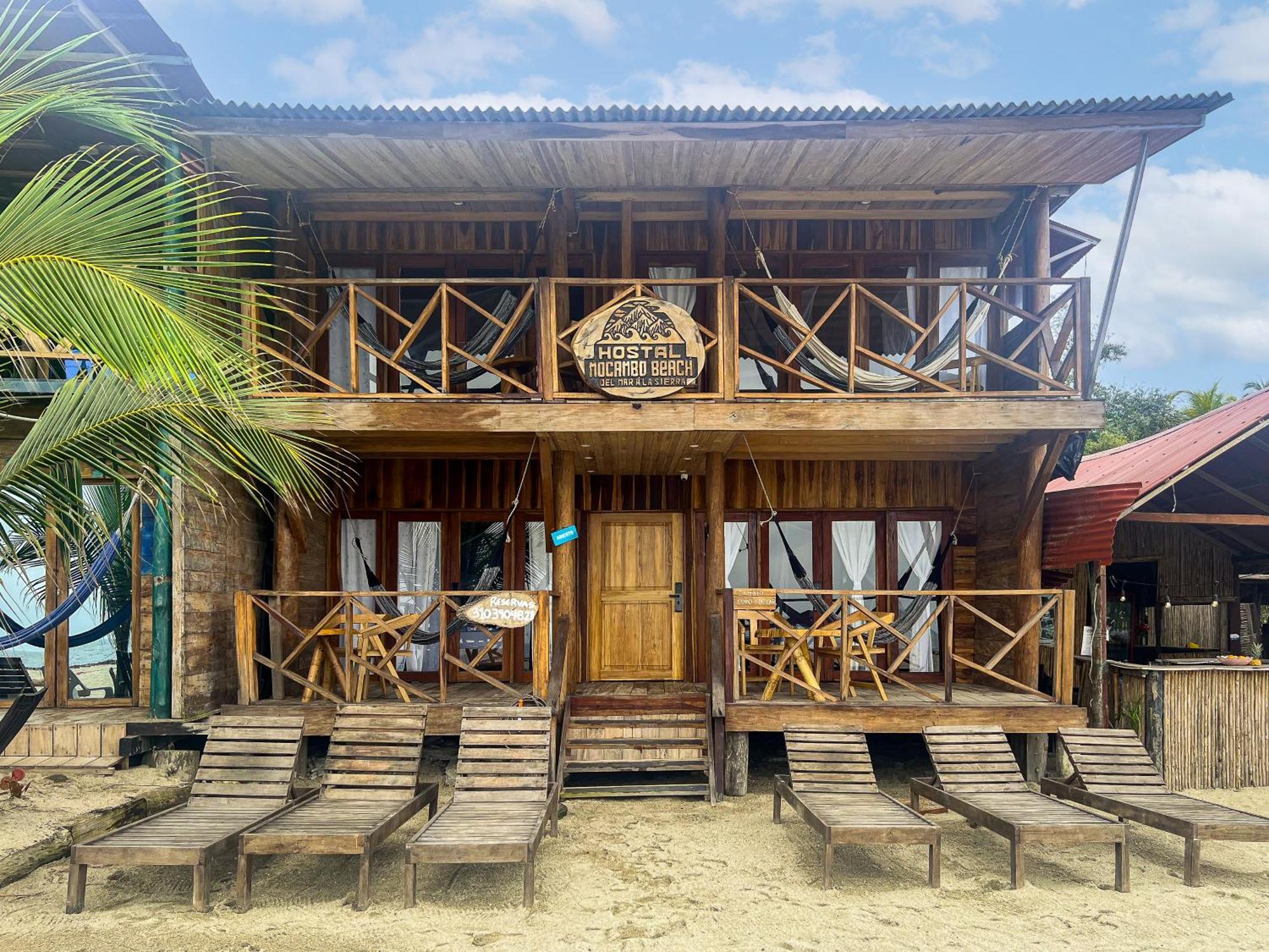 Hostal Mocambo Beach Guachaca Екстериор снимка