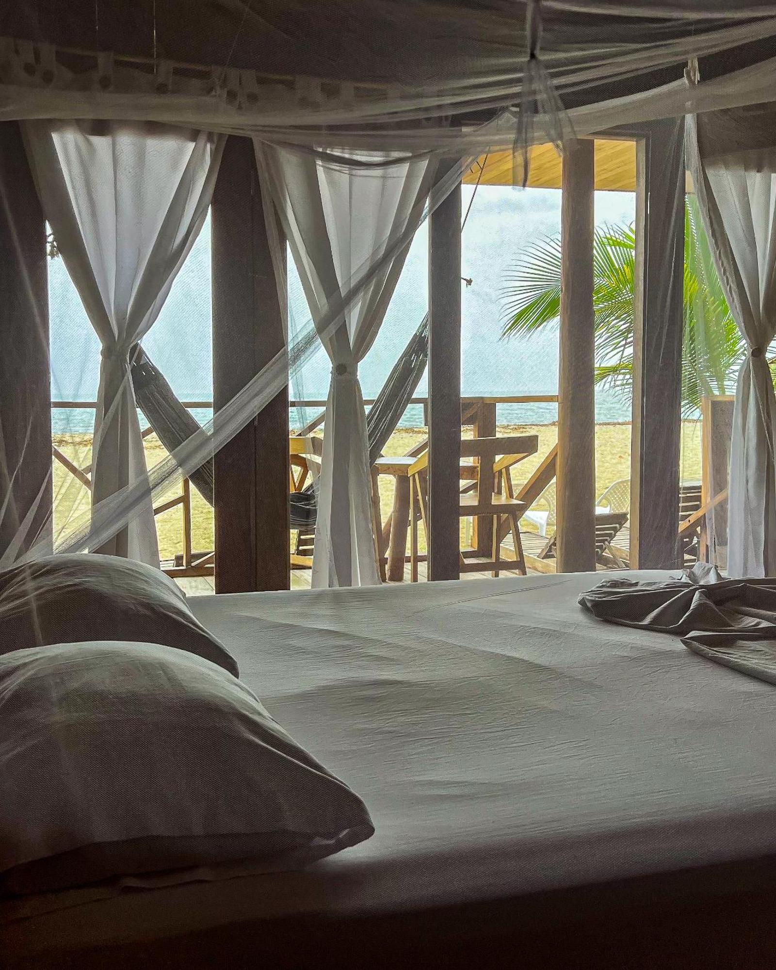 Hostal Mocambo Beach Guachaca Екстериор снимка