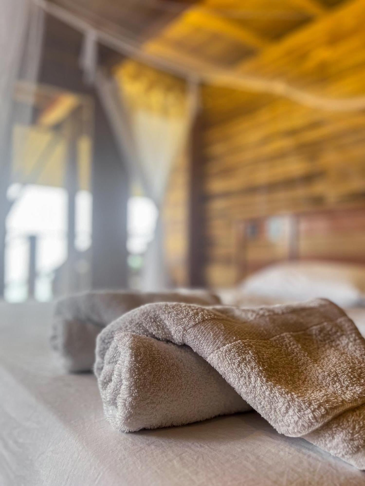 Hostal Mocambo Beach Guachaca Екстериор снимка